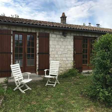 May'S Cottage Availles-Limouzine Экстерьер фото