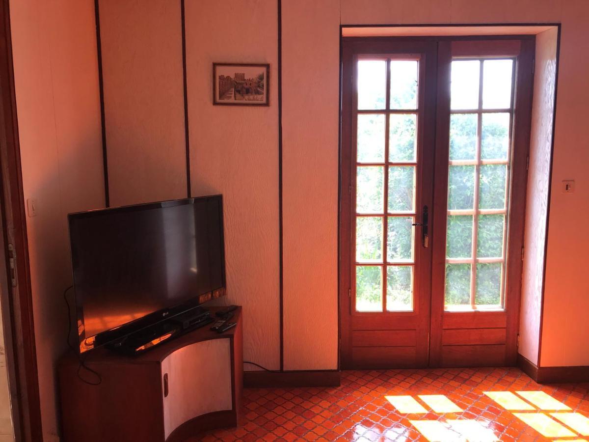 May'S Cottage Availles-Limouzine Экстерьер фото