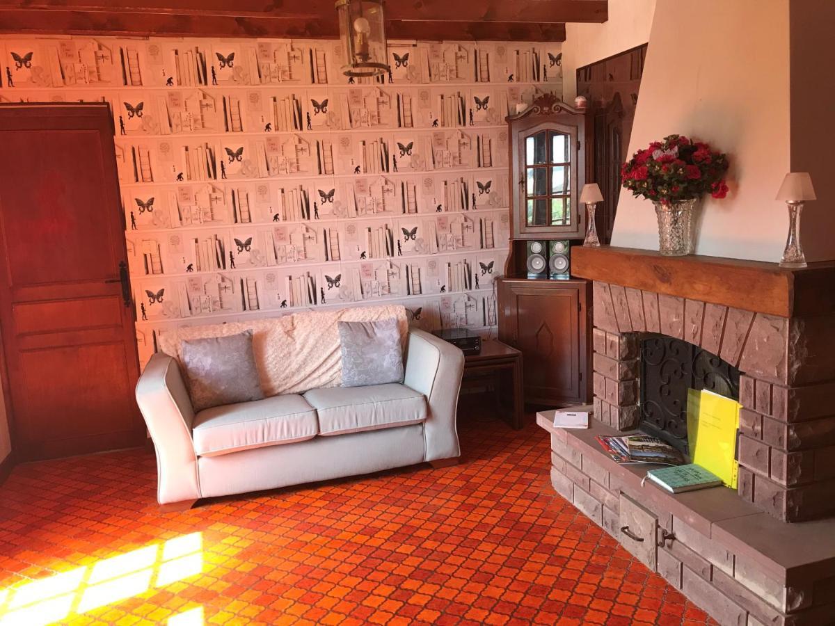 May'S Cottage Availles-Limouzine Экстерьер фото