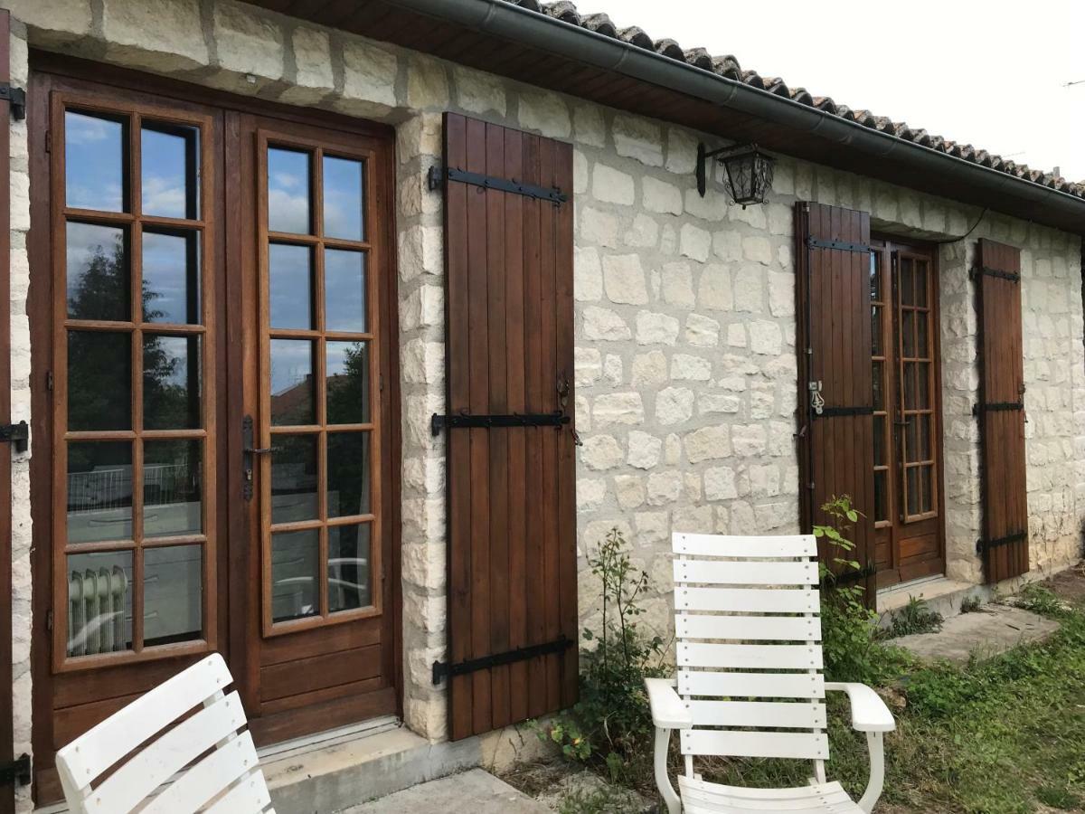 May'S Cottage Availles-Limouzine Экстерьер фото